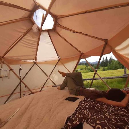 Eco Glamping - Carpathians. Retreat Hub Dzin Space Verkhovyna Exterior foto